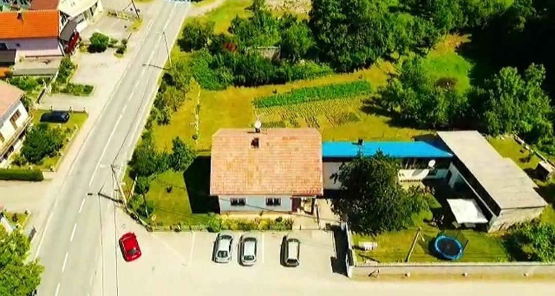 Apartman Josipa Drežnik Grad Exteriör bild